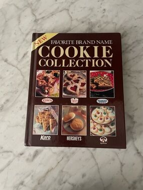VINTAGE | Hershey Cookie Collection 1993 Cookbook
